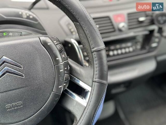 Белый Ситроен С4 Пикассо, объемом двигателя 1.6 л и пробегом 307 тыс. км за 4900 $, фото 14 на Automoto.ua