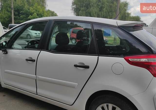 Білий Сітроен С4 Пікассо, об'ємом двигуна 1.56 л та пробігом 353 тис. км за 6100 $, фото 8 на Automoto.ua