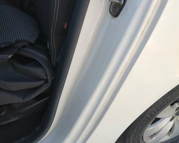 Білий Сітроен С4 Пікассо, об'ємом двигуна 1.6 л та пробігом 199 тис. км за 5200 $, фото 34 на Automoto.ua