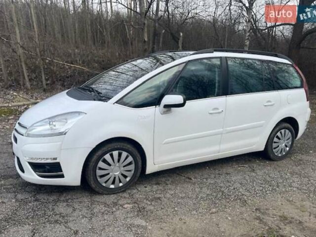 Белый Ситроен С4 Пикассо, объемом двигателя 1.6 л и пробегом 221 тыс. км за 5000 $, фото 2 на Automoto.ua