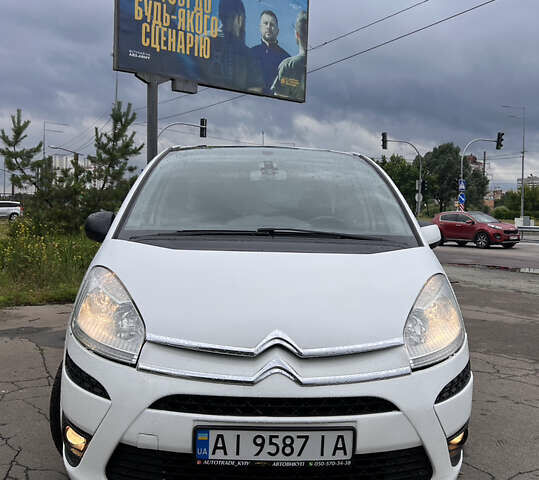 Білий Сітроен С4 Пікассо, об'ємом двигуна 1.6 л та пробігом 184 тис. км за 4700 $, фото 2 на Automoto.ua