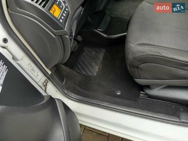 Белый Ситроен С4 Пикассо, объемом двигателя 1.56 л и пробегом 239 тыс. км за 6600 $, фото 19 на Automoto.ua