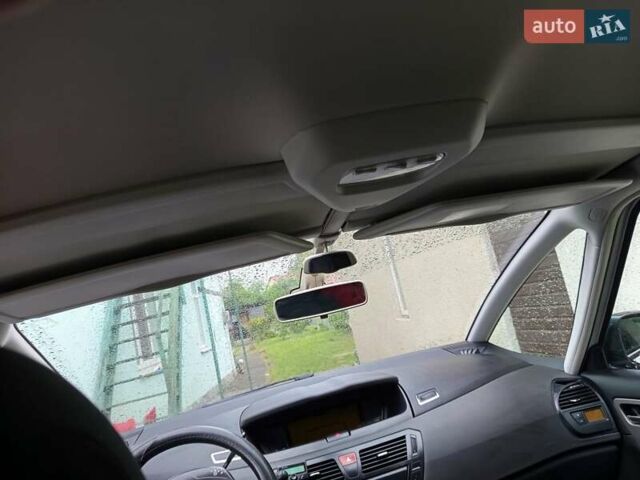 Белый Ситроен С4 Пикассо, объемом двигателя 1.56 л и пробегом 239 тыс. км за 6600 $, фото 20 на Automoto.ua