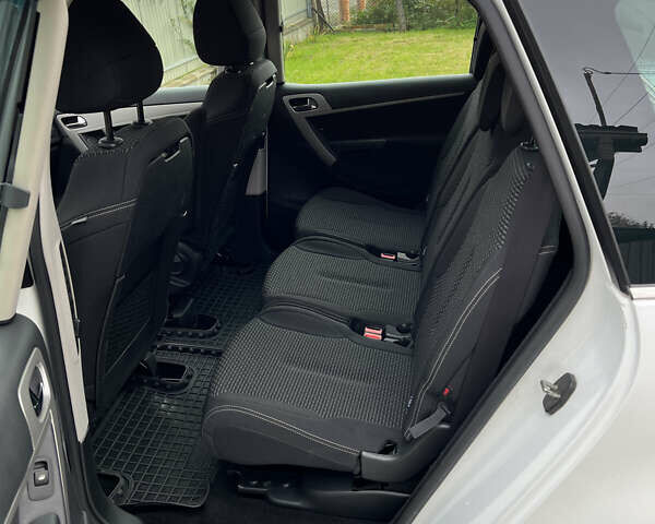 Белый Ситроен С4 Пикассо, объемом двигателя 1.6 л и пробегом 194 тыс. км за 7300 $, фото 37 на Automoto.ua