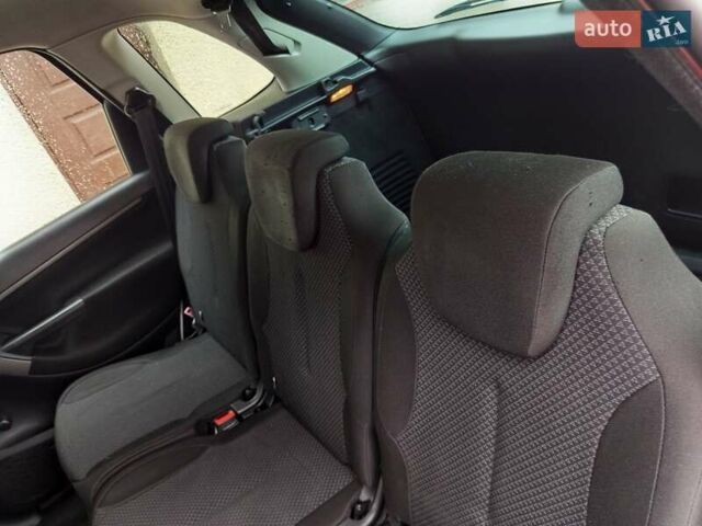 Белый Ситроен С4 Пикассо, объемом двигателя 1.56 л и пробегом 239 тыс. км за 6600 $, фото 3 на Automoto.ua