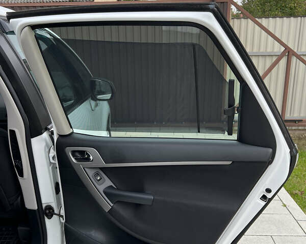 Белый Ситроен С4 Пикассо, объемом двигателя 1.6 л и пробегом 194 тыс. км за 7300 $, фото 29 на Automoto.ua