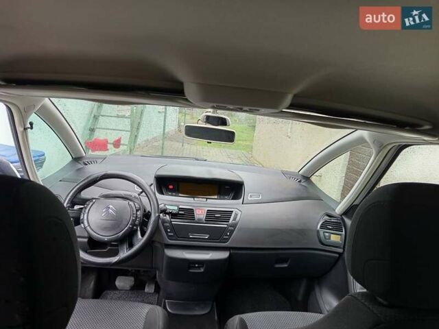 Белый Ситроен С4 Пикассо, объемом двигателя 1.56 л и пробегом 239 тыс. км за 6600 $, фото 25 на Automoto.ua