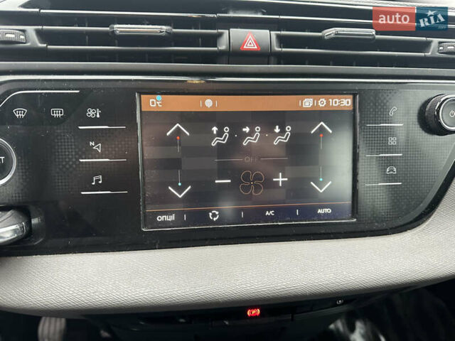 Белый Ситроен С4 Пикассо, объемом двигателя 1.56 л и пробегом 244 тыс. км за 8500 $, фото 25 на Automoto.ua