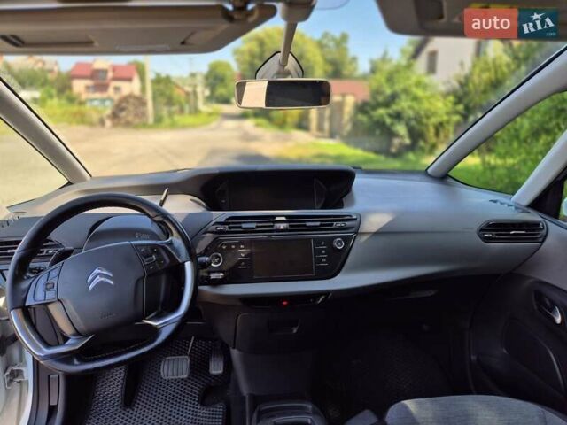 Белый Ситроен С4 Пикассо, объемом двигателя 1.6 л и пробегом 285 тыс. км за 12000 $, фото 17 на Automoto.ua