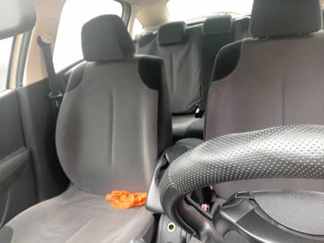 Бежевый Ситроен С4 Пикассо, объемом двигателя 1.6 л и пробегом 250 тыс. км за 3800 $, фото 2 на Automoto.ua