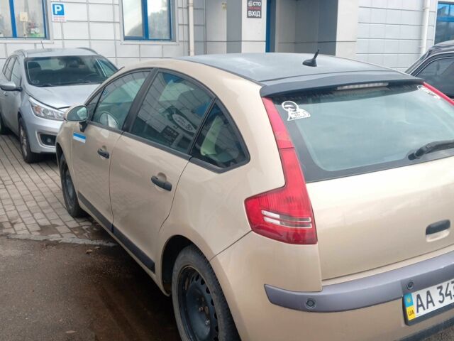 Бежевый Ситроен С4 Пикассо, объемом двигателя 1.6 л и пробегом 250 тыс. км за 3800 $, фото 9 на Automoto.ua