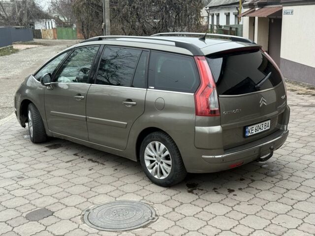 Бежевий Сітроен С4 Пікассо, об'ємом двигуна 1.6 л та пробігом 260 тис. км за 5000 $, фото 6 на Automoto.ua