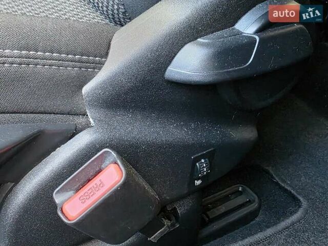 Ситроен С4 Пикассо 2009 в Бердичеве на Automoto.ua Бежевый Ситроен С4 Пикассо, объемом двигателя 1.6 л и пробегом 240 тыс. км за 3999 $, фото 11 на Automoto.ua