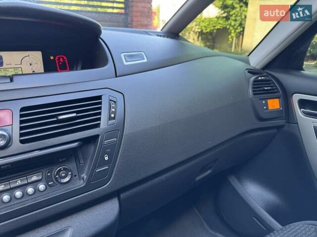 Бежевый Ситроен С4 Пикассо, объемом двигателя 1.6 л и пробегом 240 тыс. км за 4500 $, фото 31 на Automoto.ua