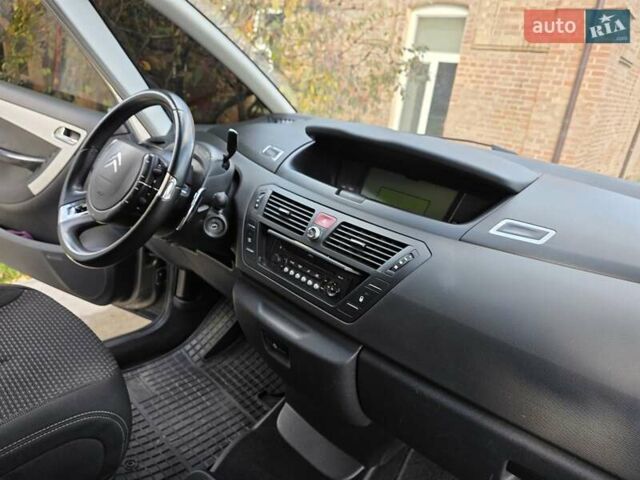 Ситроен С4 Пикассо 2009 в Бердичеве на Automoto.ua Бежевый Ситроен С4 Пикассо, объемом двигателя 1.6 л и пробегом 240 тыс. км за 3999 $, фото 42 на Automoto.ua