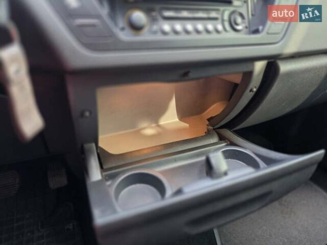 Ситроен С4 Пикассо 2009 в Бердичеве на Automoto.ua Бежевый Ситроен С4 Пикассо, объемом двигателя 1.6 л и пробегом 240 тыс. км за 3999 $, фото 18 на Automoto.ua