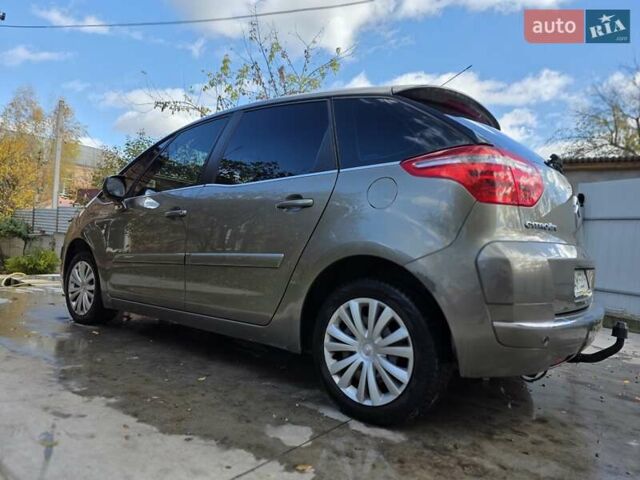 Ситроен С4 Пикассо 2009 в Бердичеве на Automoto.ua Бежевый Ситроен С4 Пикассо, объемом двигателя 1.6 л и пробегом 240 тыс. км за 3999 $, фото 31 на Automoto.ua