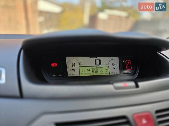 Ситроен С4 Пикассо 2009 в Бердичеве на Automoto.ua Бежевый Ситроен С4 Пикассо, объемом двигателя 1.6 л и пробегом 240 тыс. км за 3999 $, фото 20 на Automoto.ua