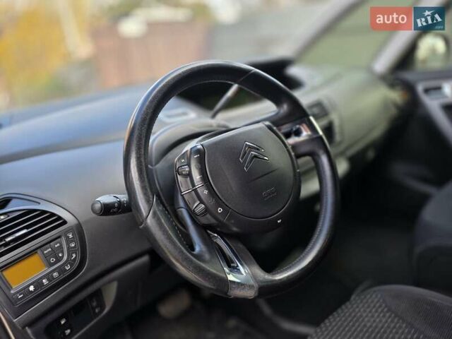 Бежевий Сітроен С4 Пікассо, об'ємом двигуна 1.6 л та пробігом 240 тис. км за 4500 $, фото 46 на Automoto.ua