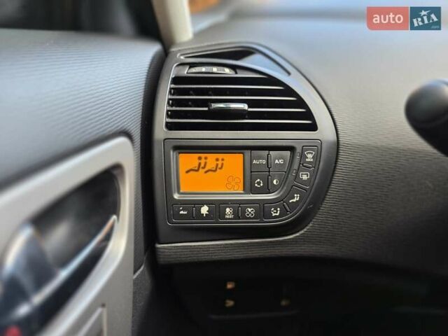 Ситроен С4 Пикассо 2009 в Бердичеве на Automoto.ua Бежевый Ситроен С4 Пикассо, объемом двигателя 1.6 л и пробегом 240 тыс. км за 3999 $, фото 22 на Automoto.ua