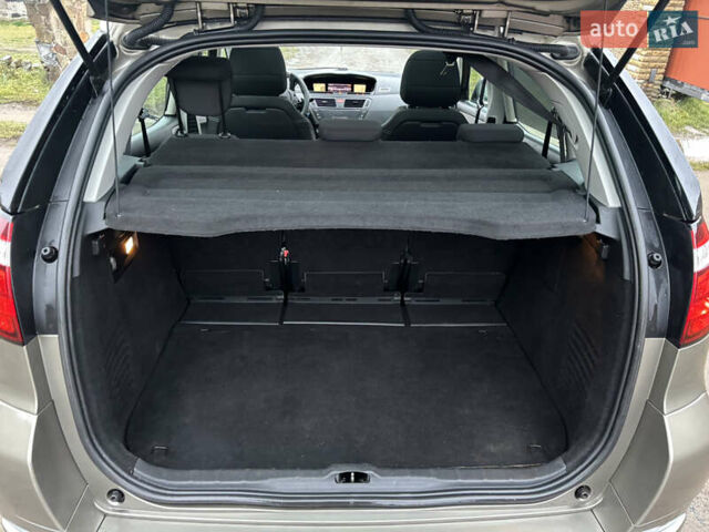 Бежевый Ситроен С4 Пикассо, объемом двигателя 1.6 л и пробегом 193 тыс. км за 6200 $, фото 10 на Automoto.ua