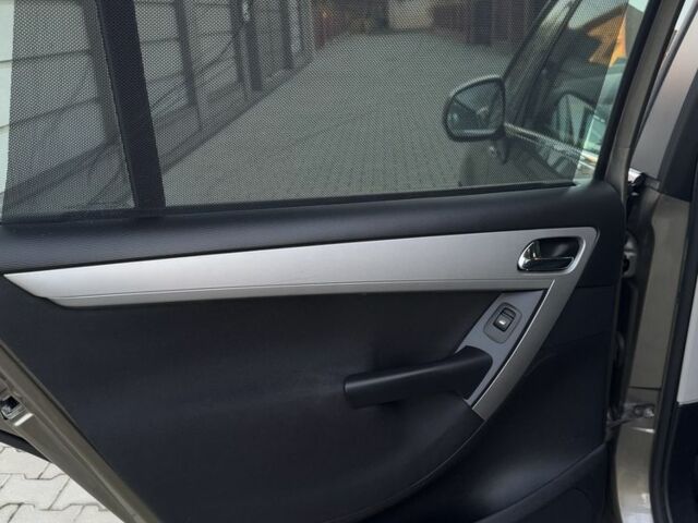 Бежевий Сітроен С4 Пікассо, об'ємом двигуна 1.6 л та пробігом 230 тис. км за 7500 $, фото 19 на Automoto.ua