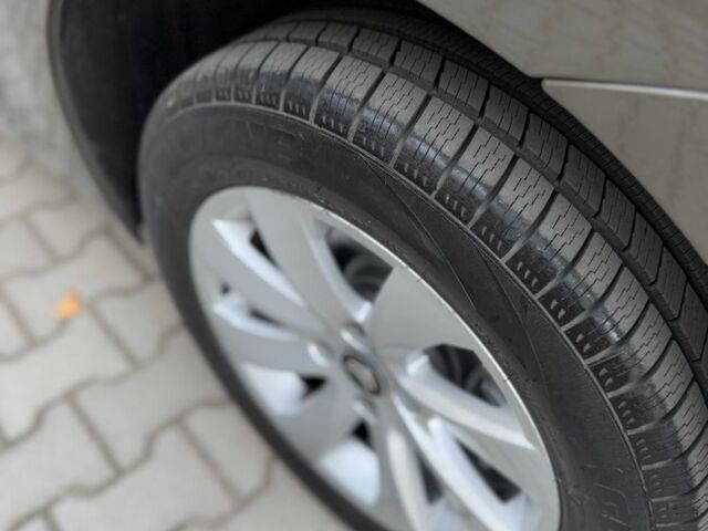 Бежевий Сітроен С4 Пікассо, об'ємом двигуна 1.6 л та пробігом 230 тис. км за 7500 $, фото 2 на Automoto.ua