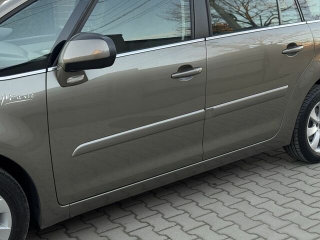 Бежевий Сітроен С4 Пікассо, об'ємом двигуна 1.6 л та пробігом 230 тис. км за 7500 $, фото 10 на Automoto.ua