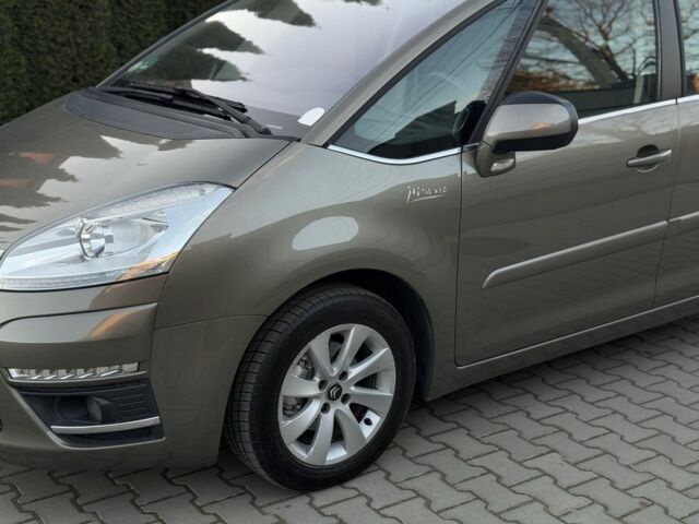 Бежевий Сітроен С4 Пікассо, об'ємом двигуна 1.6 л та пробігом 230 тис. км за 7500 $, фото 9 на Automoto.ua