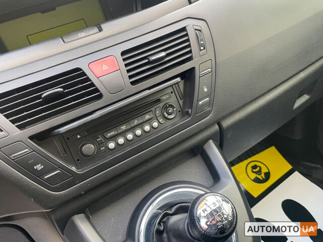 Черный Ситроен С4 Пикассо, объемом двигателя 1.6 л и пробегом 210 тыс. км за 6499 $, фото 14 на Automoto.ua