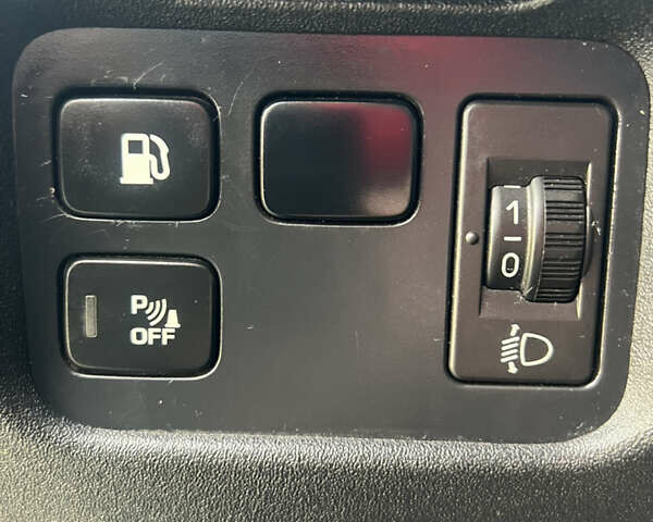 Черный Ситроен С4 Пикассо, объемом двигателя 1.6 л и пробегом 260 тыс. км за 4000 $, фото 39 на Automoto.ua