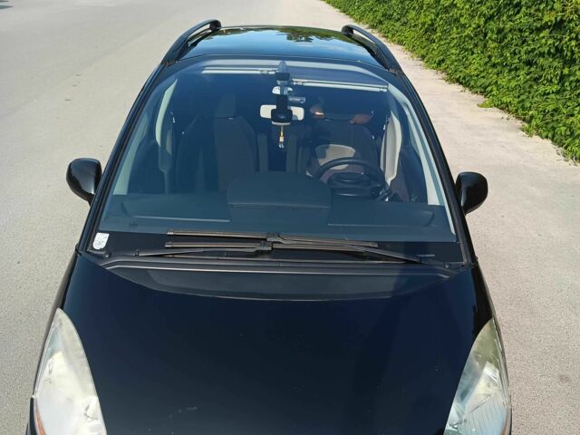 Черный Ситроен С4 Пикассо, объемом двигателя 1.7 л и пробегом 306 тыс. км за 5200 $, фото 4 на Automoto.ua