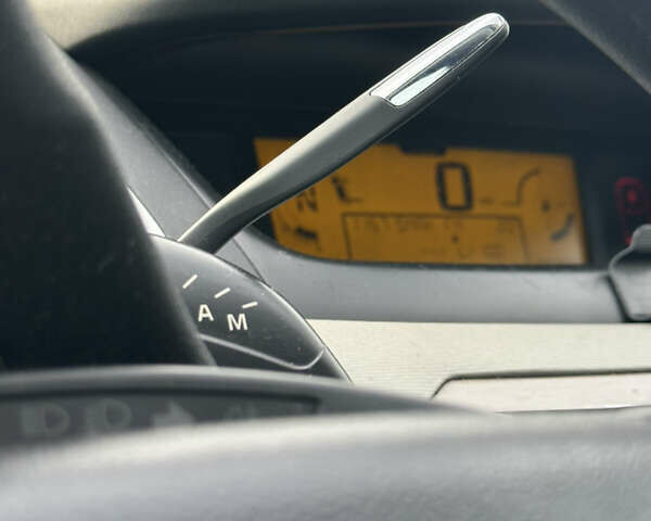 Черный Ситроен С4 Пикассо, объемом двигателя 1.56 л и пробегом 255 тыс. км за 5600 $, фото 20 на Automoto.ua