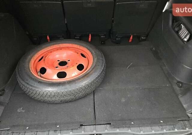 Черный Ситроен С4 Пикассо, объемом двигателя 1.75 л и пробегом 257 тыс. км за 5300 $, фото 12 на Automoto.ua