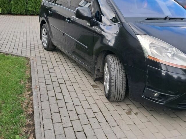 Чорний Сітроен С4 Пікассо, об'ємом двигуна 2 л та пробігом 320 тис. км за 5000 $, фото 1 на Automoto.ua