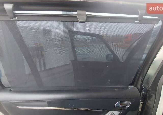 Черный Ситроен С4 Пикассо, объемом двигателя 1.56 л и пробегом 260 тыс. км за 3999 $, фото 35 на Automoto.ua