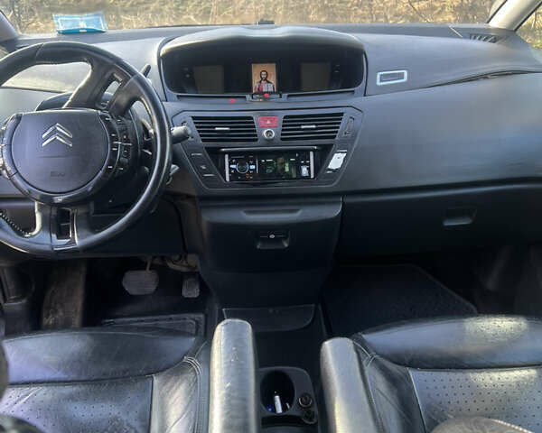 Черный Ситроен С4 Пикассо, объемом двигателя 1.6 л и пробегом 260 тыс. км за 4000 $, фото 7 на Automoto.ua