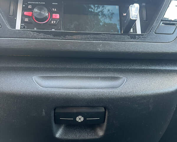 Черный Ситроен С4 Пикассо, объемом двигателя 1.6 л и пробегом 260 тыс. км за 4000 $, фото 12 на Automoto.ua