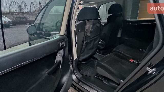 Чорний Сітроен С4 Пікассо, об'ємом двигуна 2 л та пробігом 299 тис. км за 5300 $, фото 14 на Automoto.ua