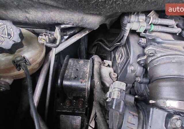 Черный Ситроен С4 Пикассо, объемом двигателя 1.56 л и пробегом 260 тыс. км за 3999 $, фото 57 на Automoto.ua