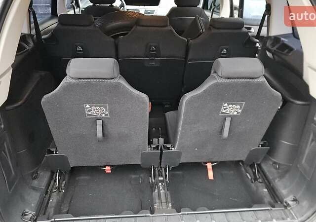 Черный Ситроен С4 Пикассо, объемом двигателя 1.75 л и пробегом 257 тыс. км за 5300 $, фото 14 на Automoto.ua