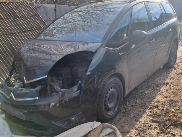 Сітроен С4 Пікассо 2007 у Калиновке на Automoto.ua Чорний Сітроен С4 Пікассо, об'ємом двигуна 1.7 л та пробігом 280 тис. км за 2800 $, фото 7 на Automoto.ua