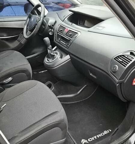 Черный Ситроен С4 Пикассо, объемом двигателя 1.75 л и пробегом 257 тыс. км за 5300 $, фото 7 на Automoto.ua