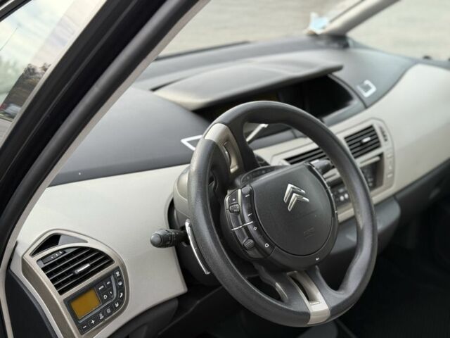 Черный Ситроен С4 Пикассо, объемом двигателя 1.6 л и пробегом 255 тыс. км за 5600 $, фото 3 на Automoto.ua