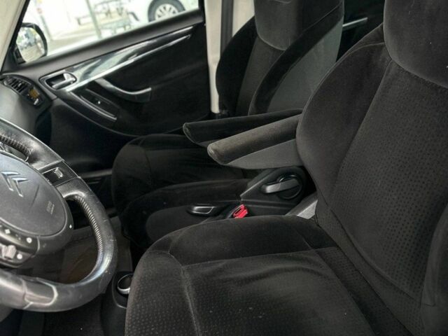 Черный Ситроен С4 Пикассо, объемом двигателя 0 л и пробегом 249 тыс. км за 5700 $, фото 5 на Automoto.ua