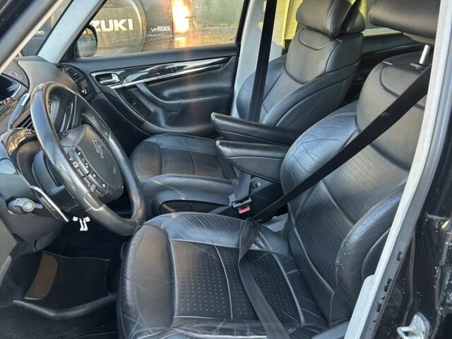 Сітроен С4 Пікассо 2008 у Макарове на Automoto.ua Чорний Сітроен С4 Пікассо, об'ємом двигуна 2 л та пробігом 250 тис. км за 6700 $, фото 12 на Automoto.ua