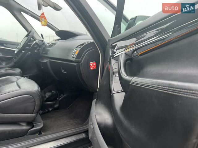 Черный Ситроен С4 Пикассо, объемом двигателя 2 л и пробегом 289 тыс. км за 5950 $, фото 19 на Automoto.ua