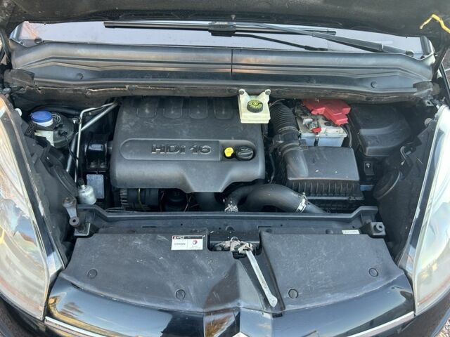 Сітроен С4 Пікассо 2008 у Макарове на Automoto.ua Чорний Сітроен С4 Пікассо, об'ємом двигуна 2 л та пробігом 250 тис. км за 6700 $, фото 11 на Automoto.ua