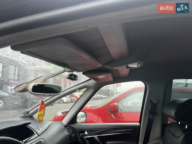Черный Ситроен С4 Пикассо, объемом двигателя 2 л и пробегом 280 тыс. км за 6500 $, фото 11 на Automoto.ua
