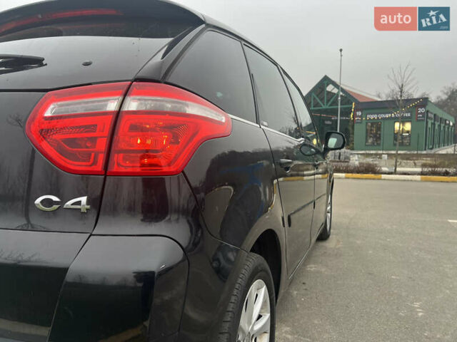 Черный Ситроен С4 Пикассо, объемом двигателя 2 л и пробегом 289 тыс. км за 5950 $, фото 13 на Automoto.ua